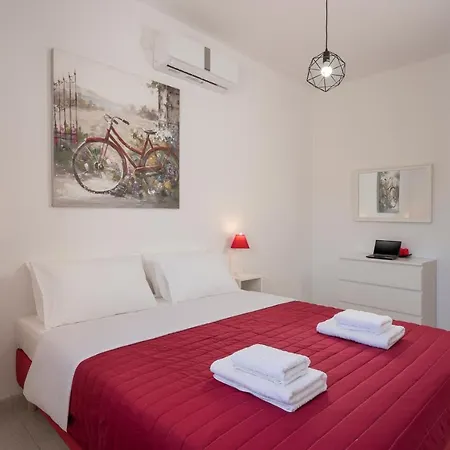 Aphrodite's House Apartment