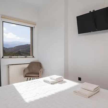 Aphrodite's House Apartment *